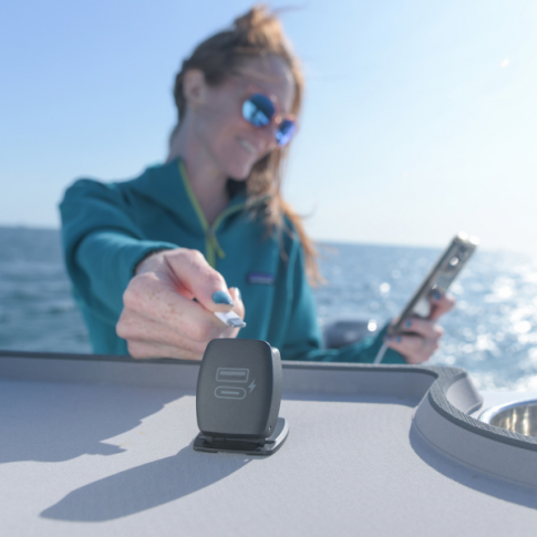Scanstrut SC-USB-F4 Flip Pro Plus Fast Charging USB-A and USB-C Socket __Ò 12V/24V Marine & RV Waterproof Fast Charger