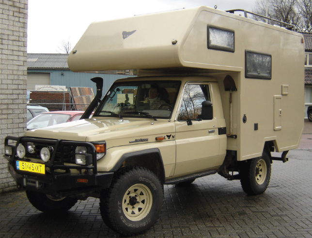 Dunlop Air Suspension Kit - TOYOTA LANDCRUISER HZJ 761 78/79 EMU Leaf Springs 1985 onwards